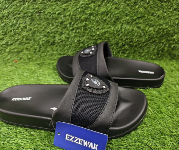 EZZEWAK CHAPPAL